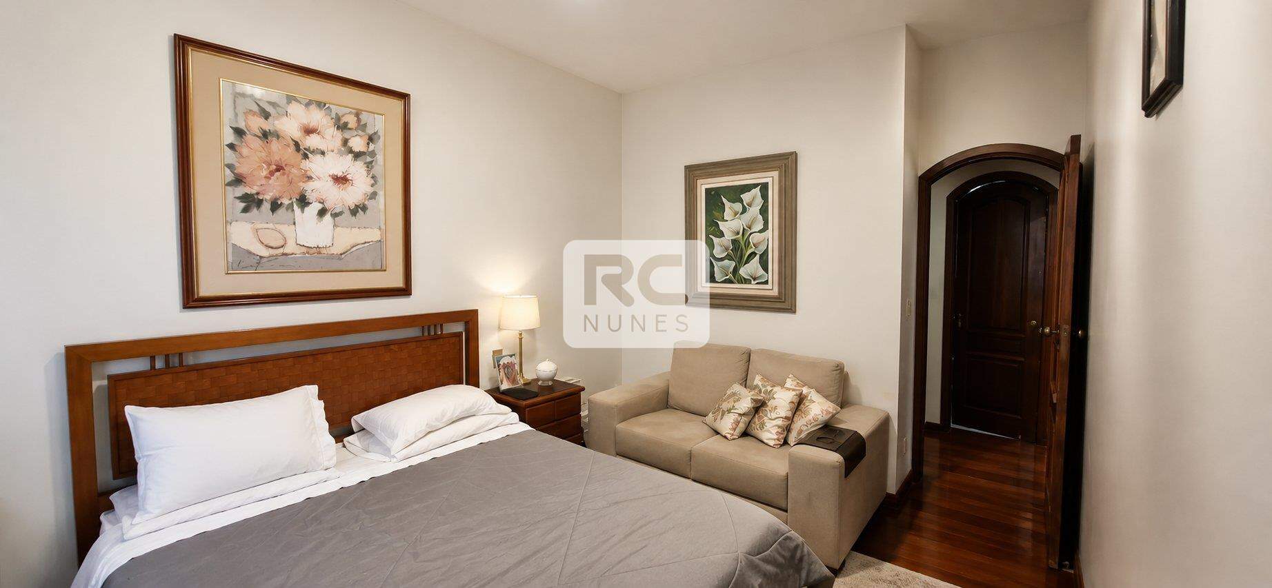 Apartamento à venda no Lourdes: 