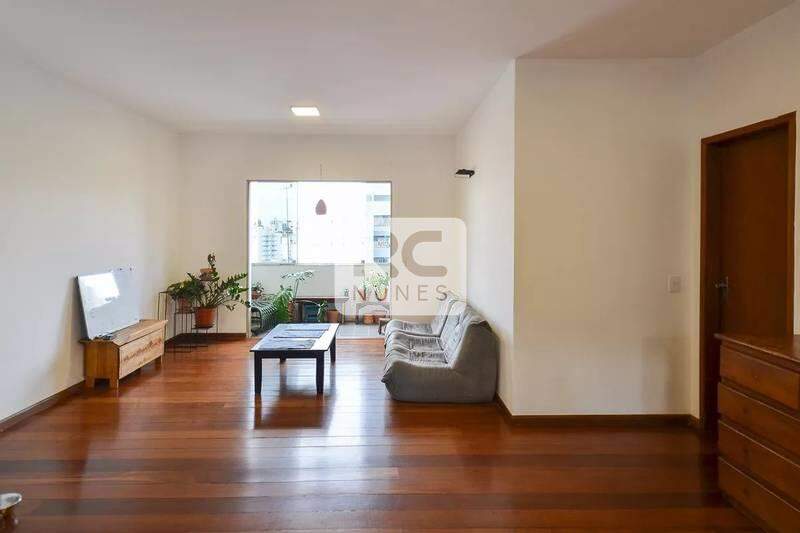 Apartamento à venda no Silveira: 