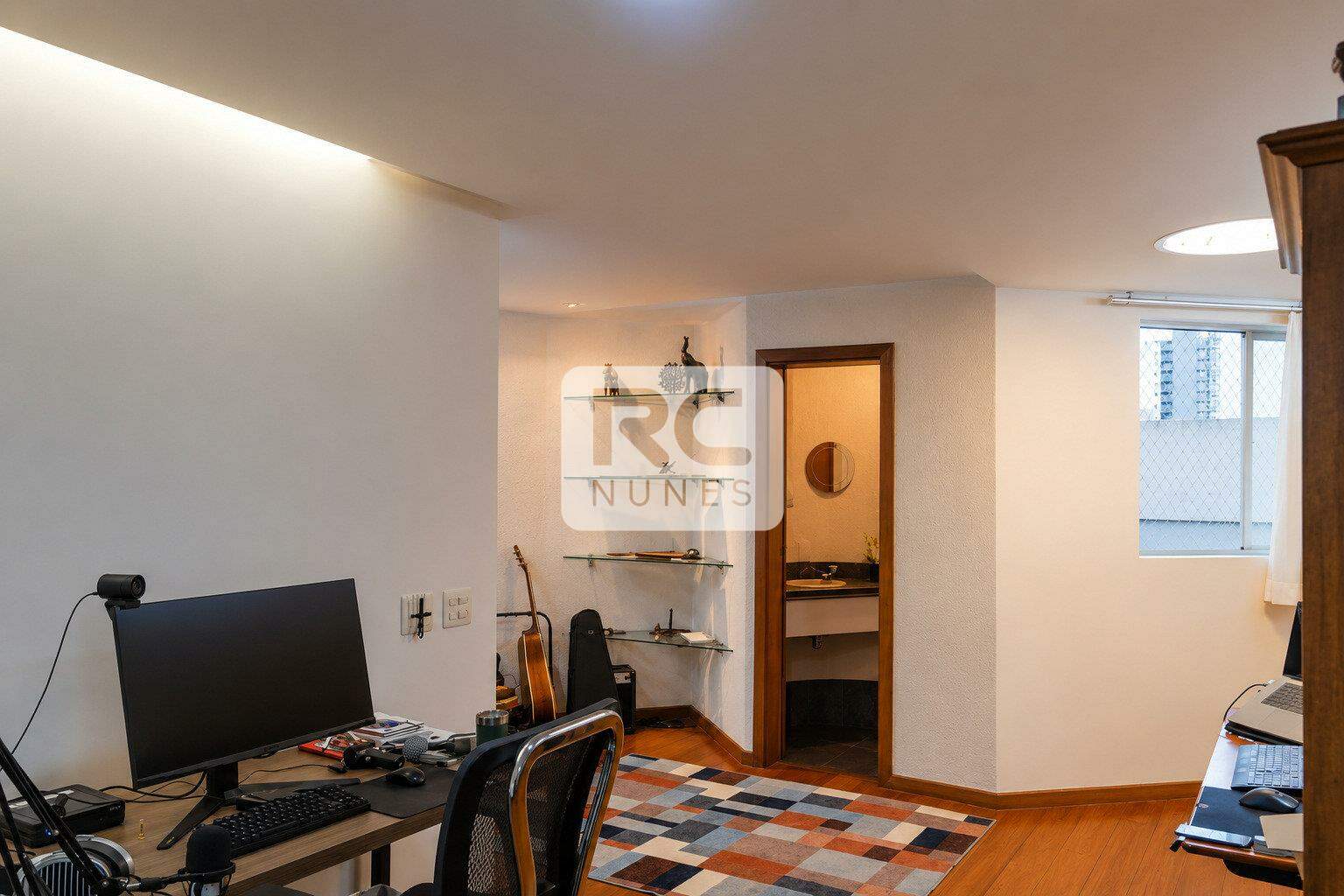 Apartamento à venda no Gutierrez: 