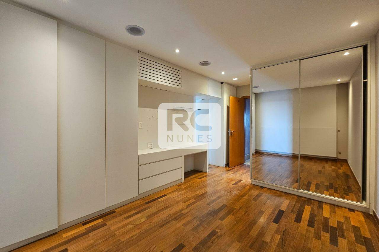 Apartamento para aluguel no Vila da Serra: 