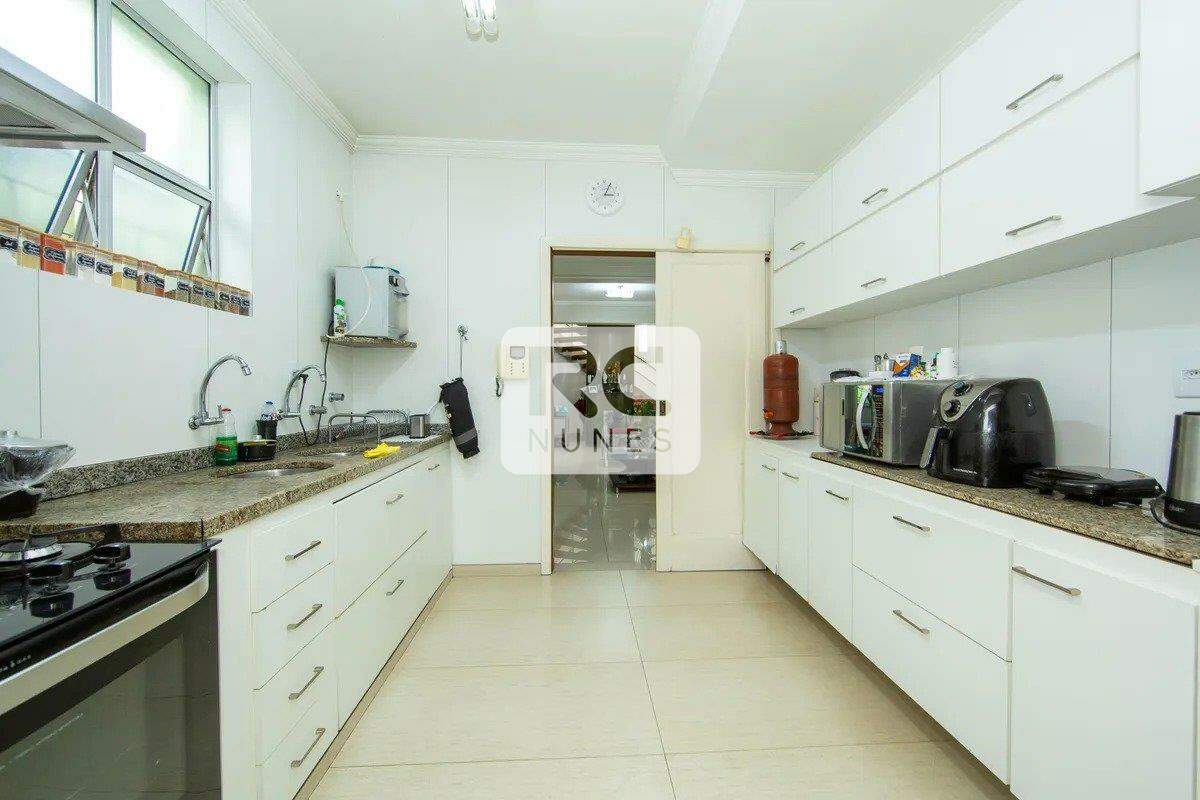 Casa à venda no Prado: 