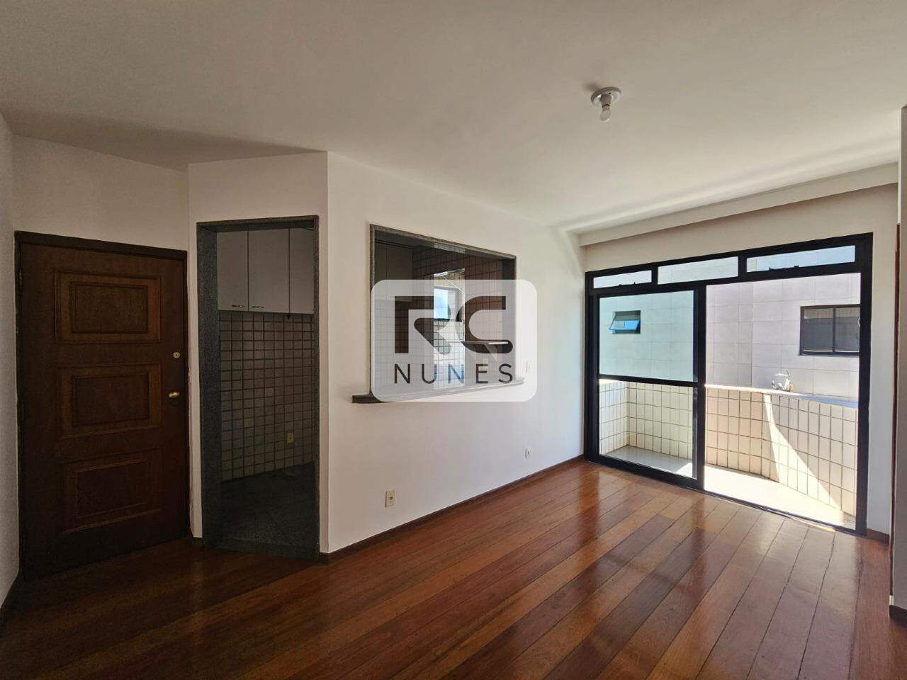 Apartamento à venda no Cruzeiro: 