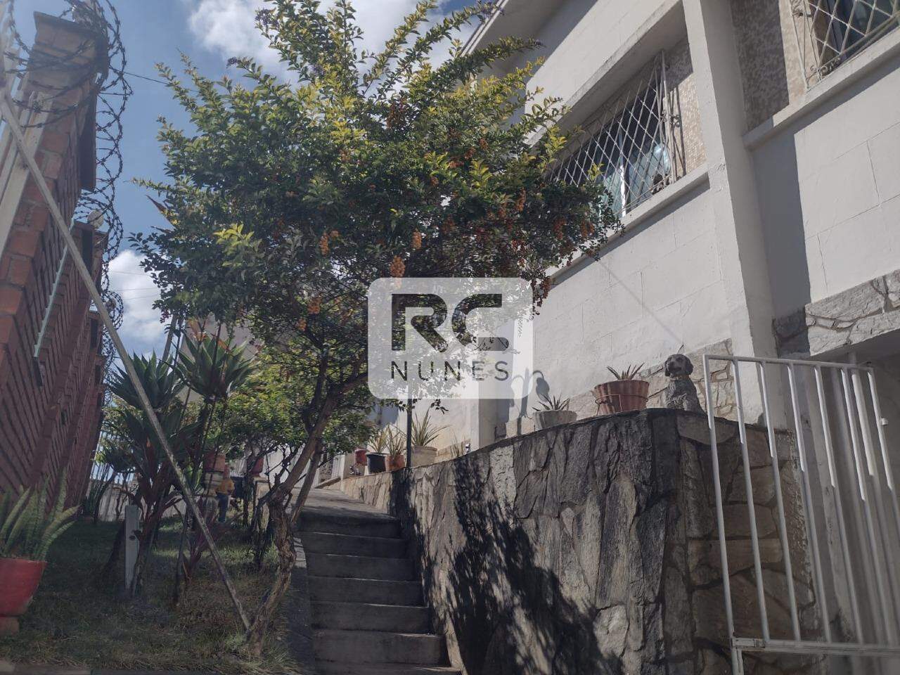 Casa à venda no Alto Barroca: 