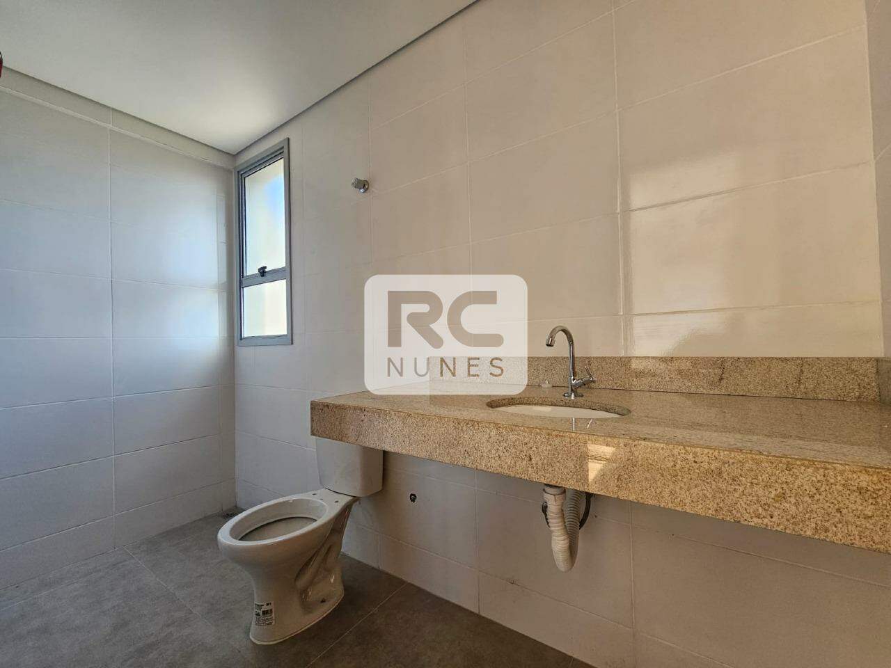 Apartamento à venda no Funcionários: 