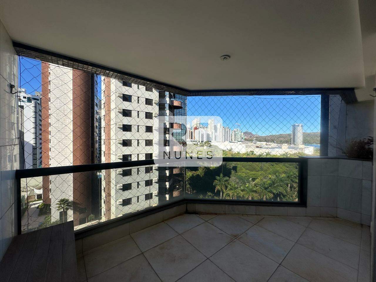 Apartamento à venda no Belvedere: 
