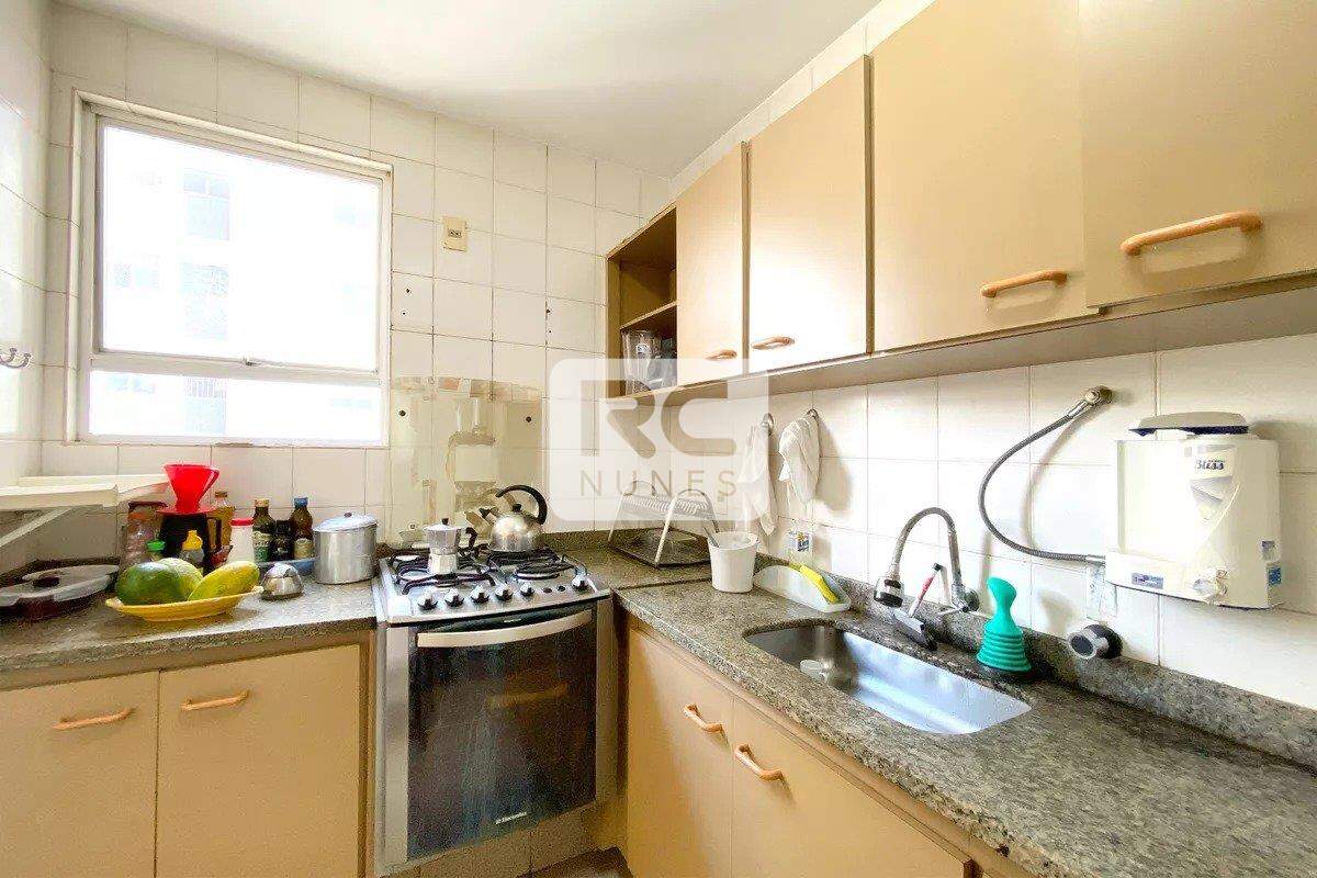 Apartamento à venda no Carmo: 