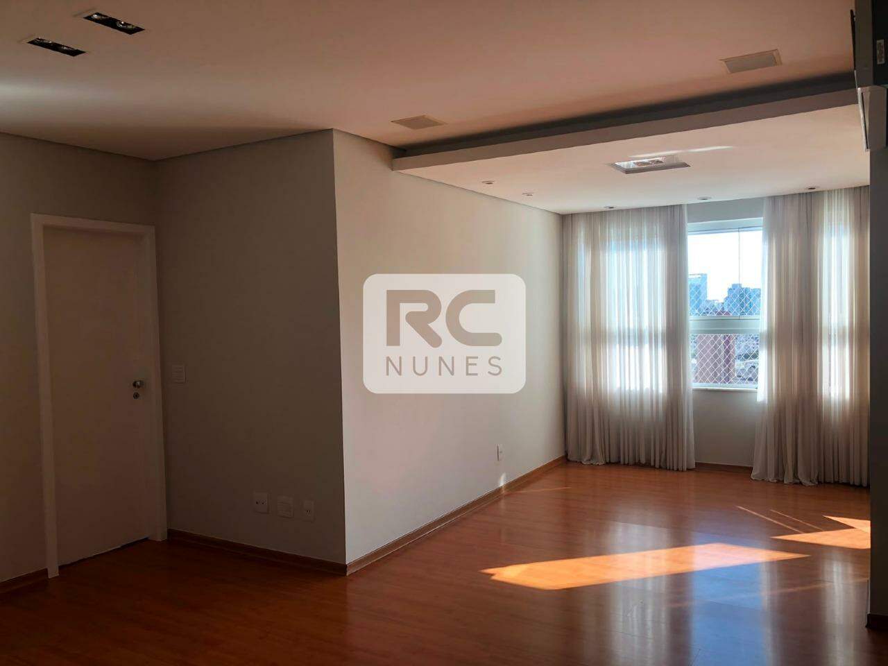 Apartamento para aluguel no Santo Antônio: 