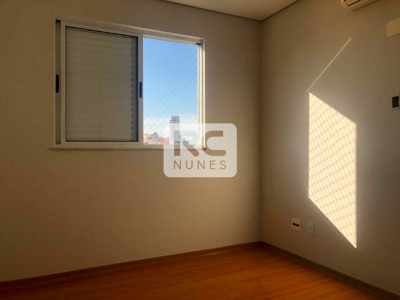 Apartamento para aluguel no Santo Antônio: 