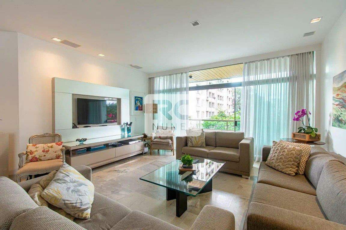 Apartamento à venda no Serra: 