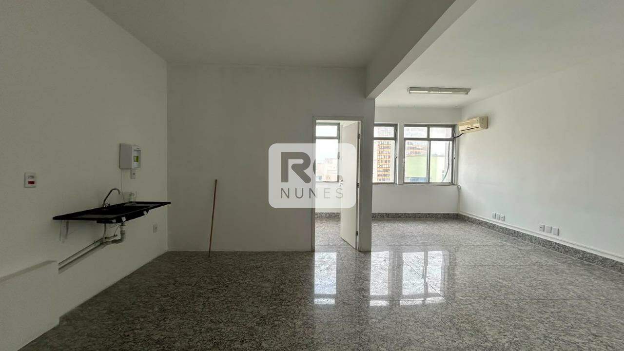 Sala para aluguel no Centro: 