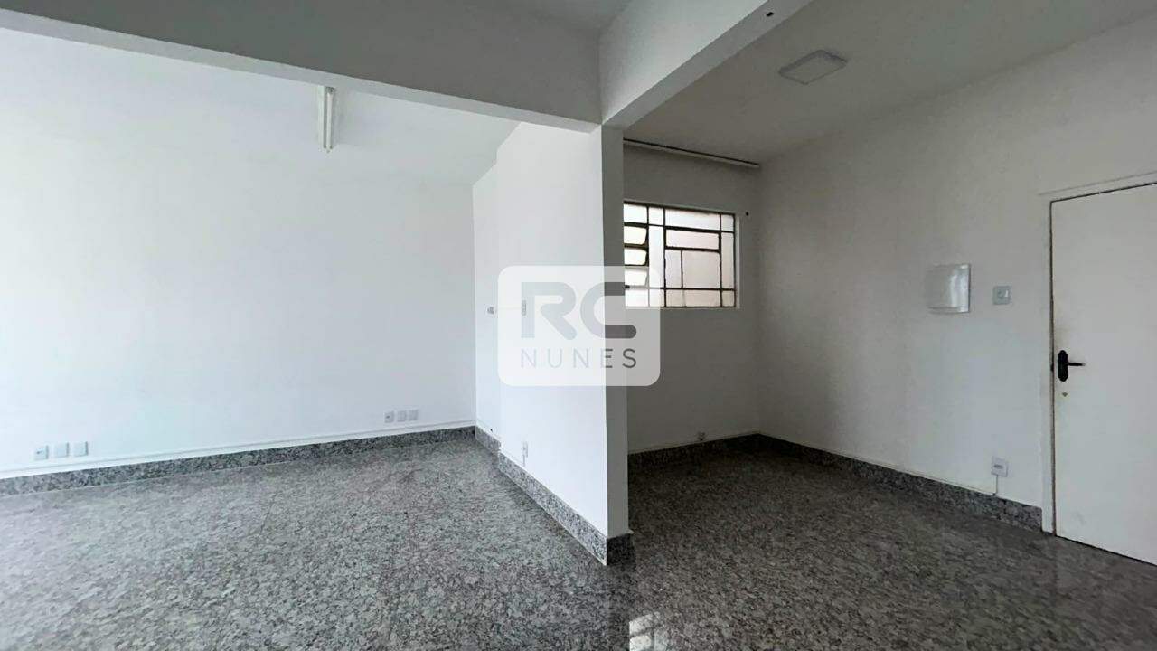 Sala para aluguel no Centro: 