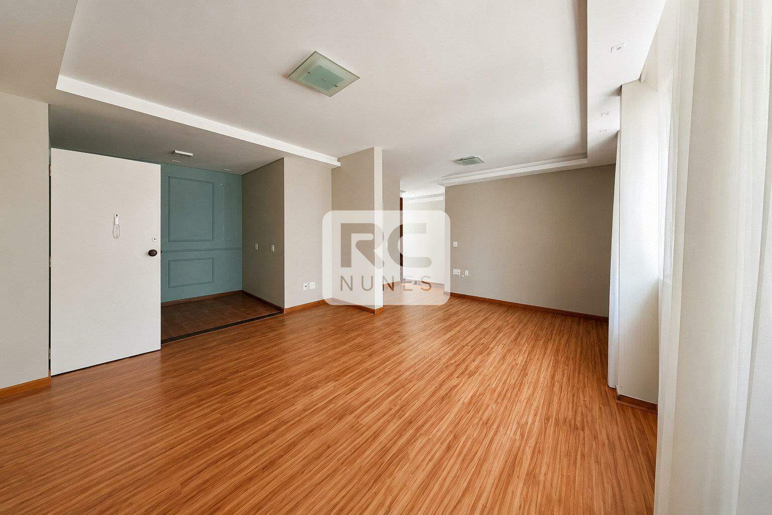 Apartamento à venda no Cruzeiro: 