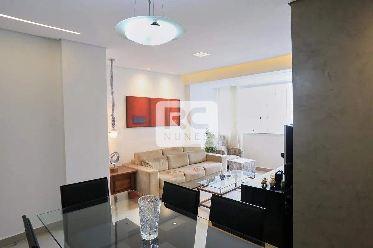 Apartamento à venda no Lourdes: 