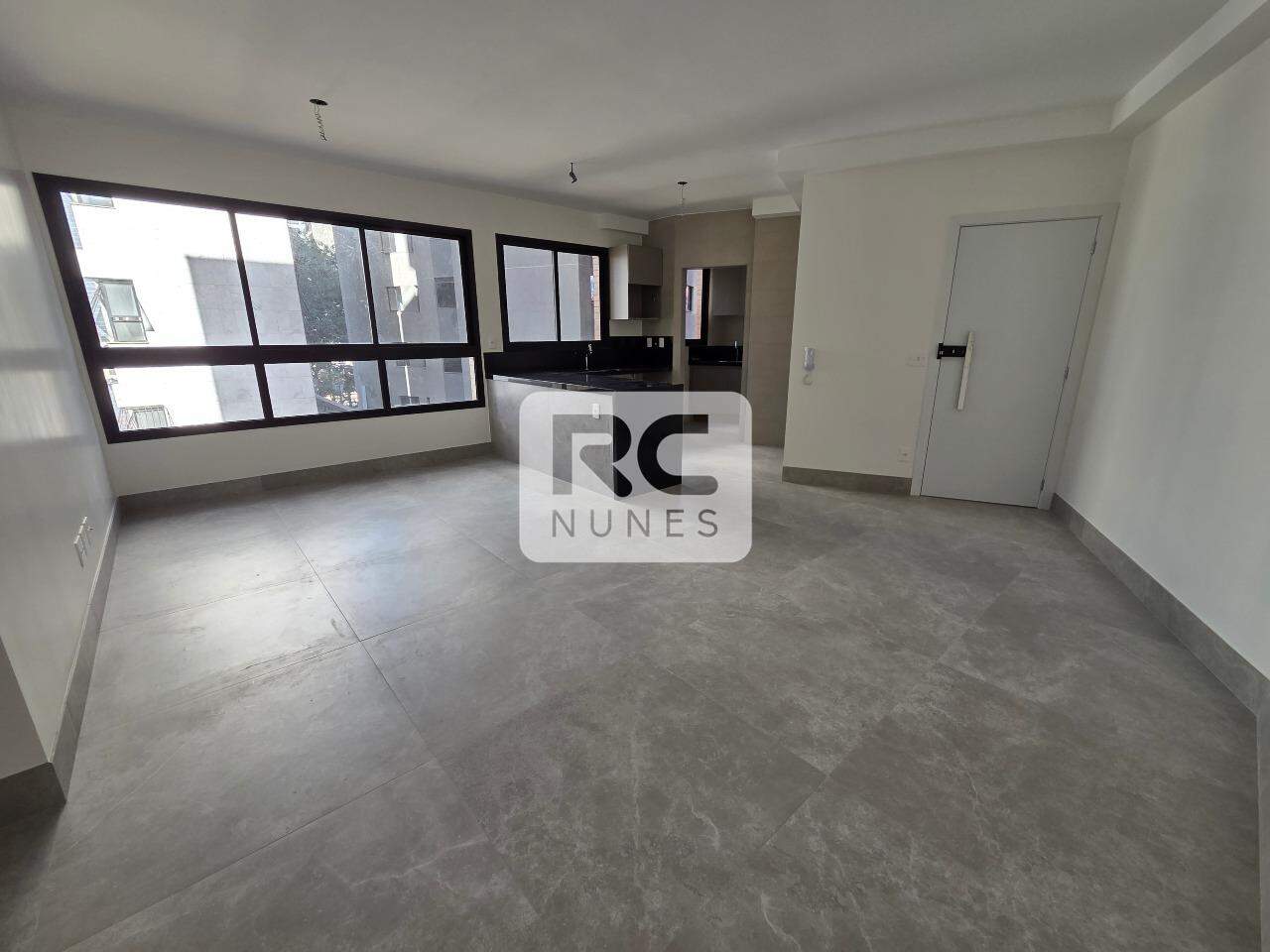 Apartamento à venda no Lourdes: sala