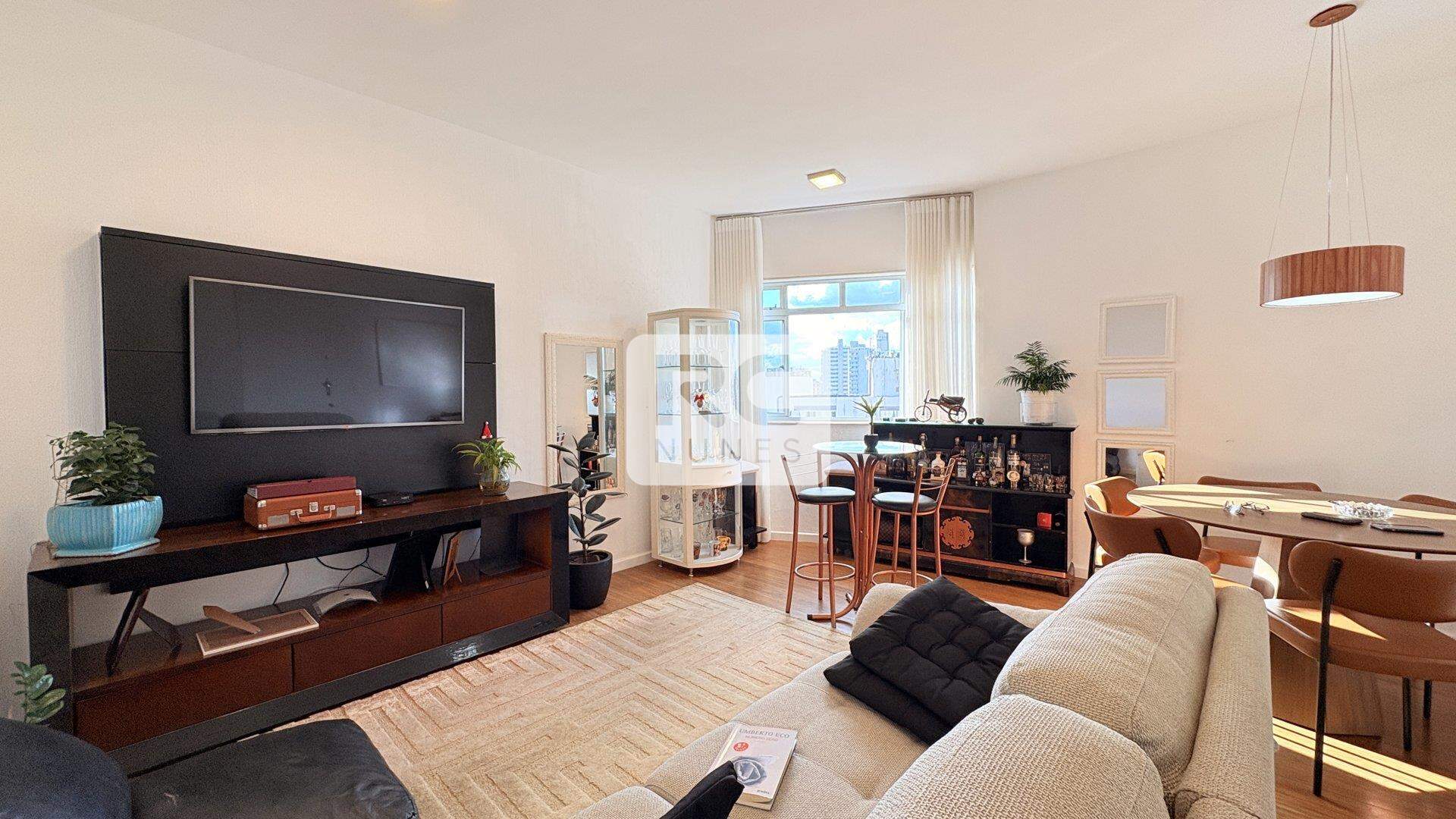 Apartamento à venda no Santa Lúcia: 