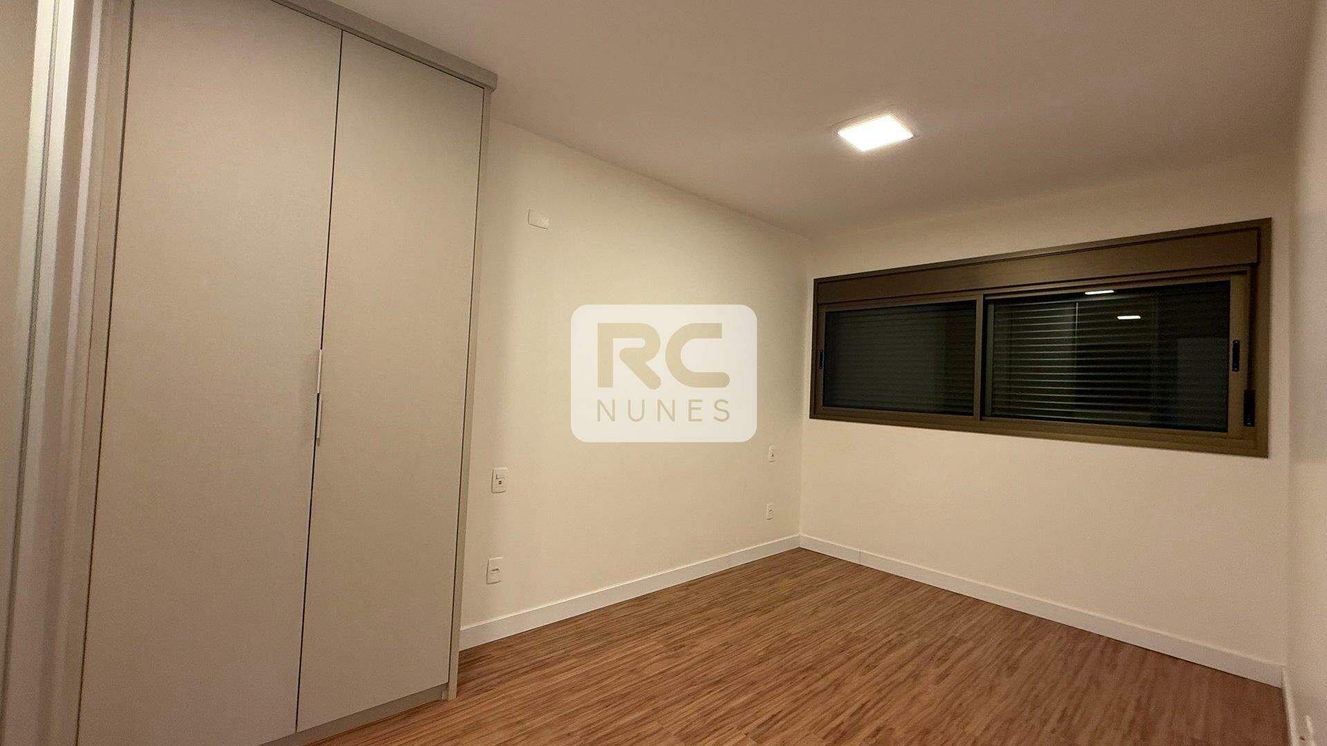 Apartamento à venda no Lourdes: 