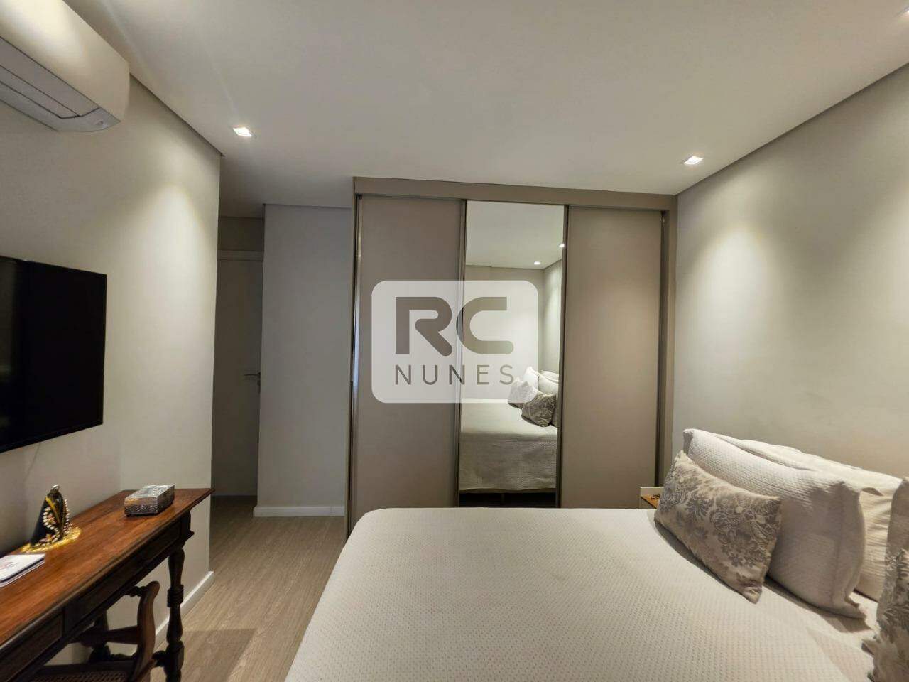 Apartamento à venda no Lourdes: 