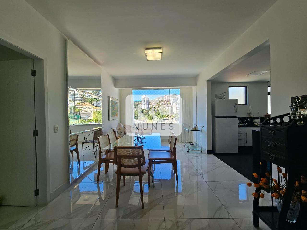 Apartamento à venda no Santa Lúcia: 
