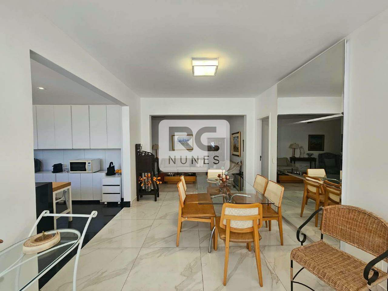 Apartamento à venda no Santa Lúcia: 
