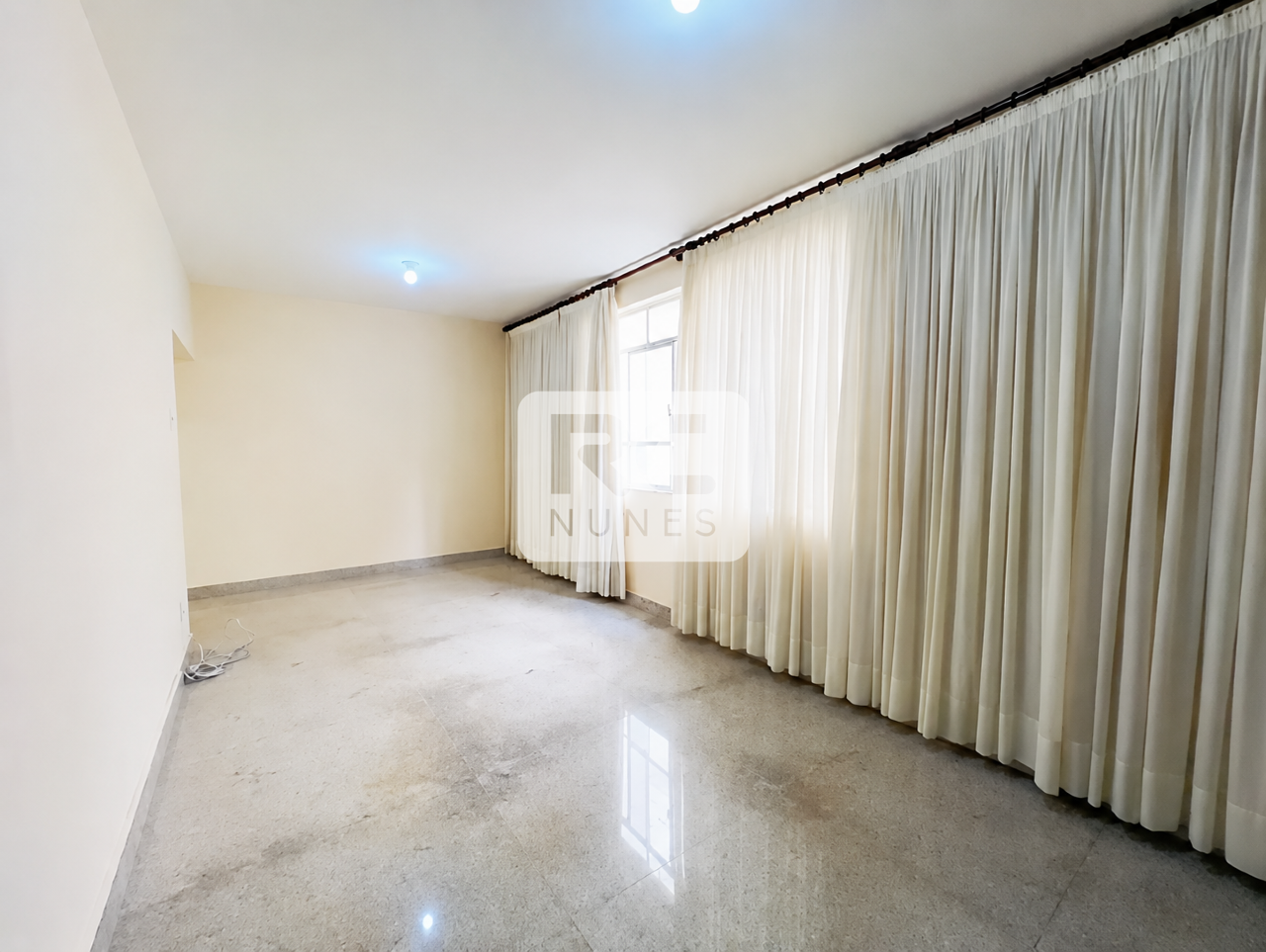 Apartamento para aluguel no Sion: 