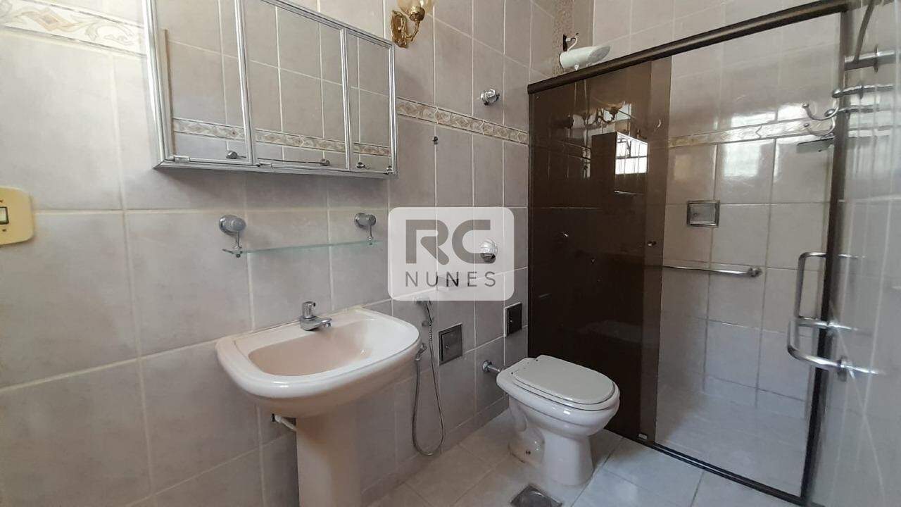 Casa para aluguel no Sagrada Família: 