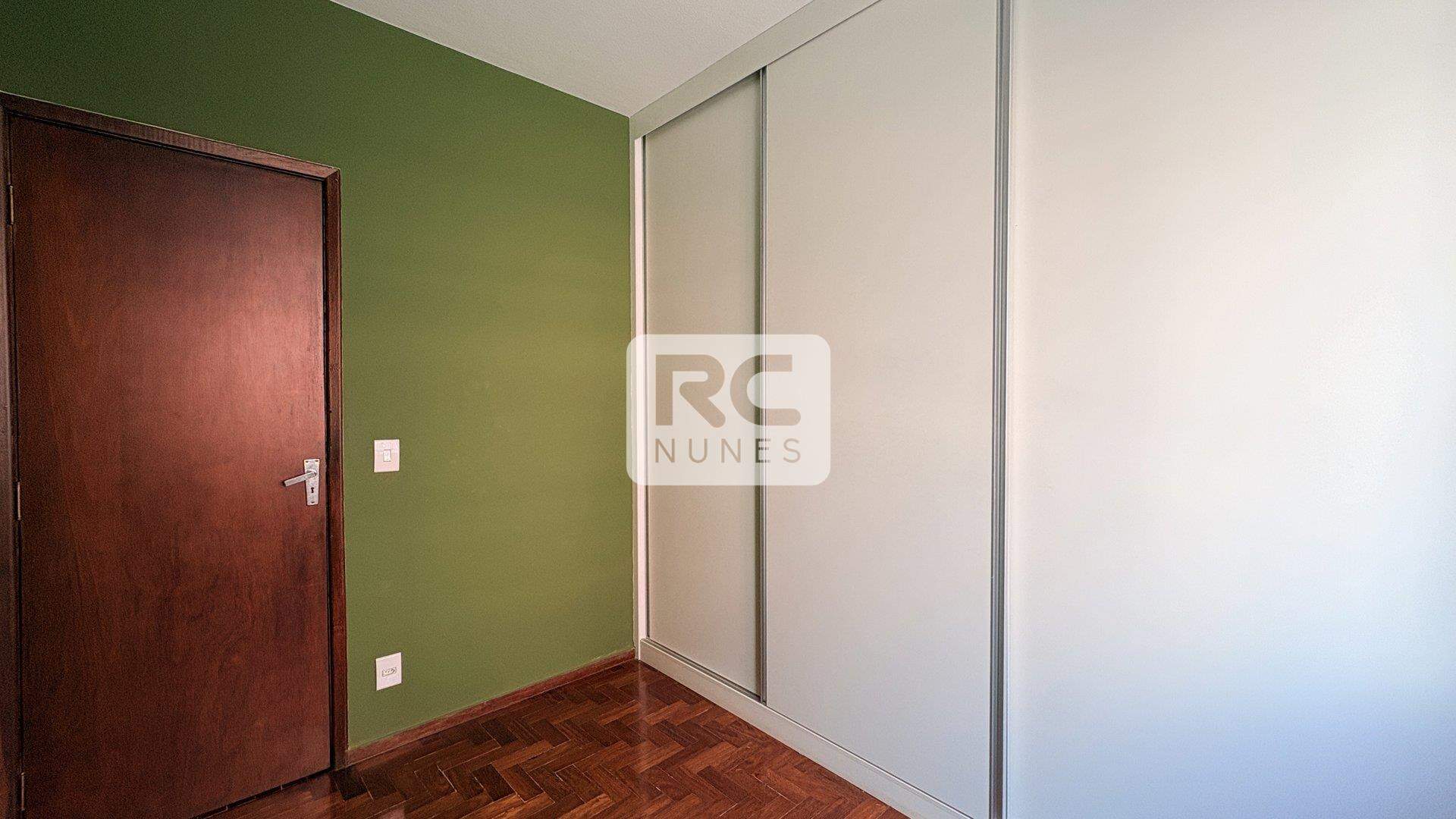 Apartamento à venda no Cruzeiro: 