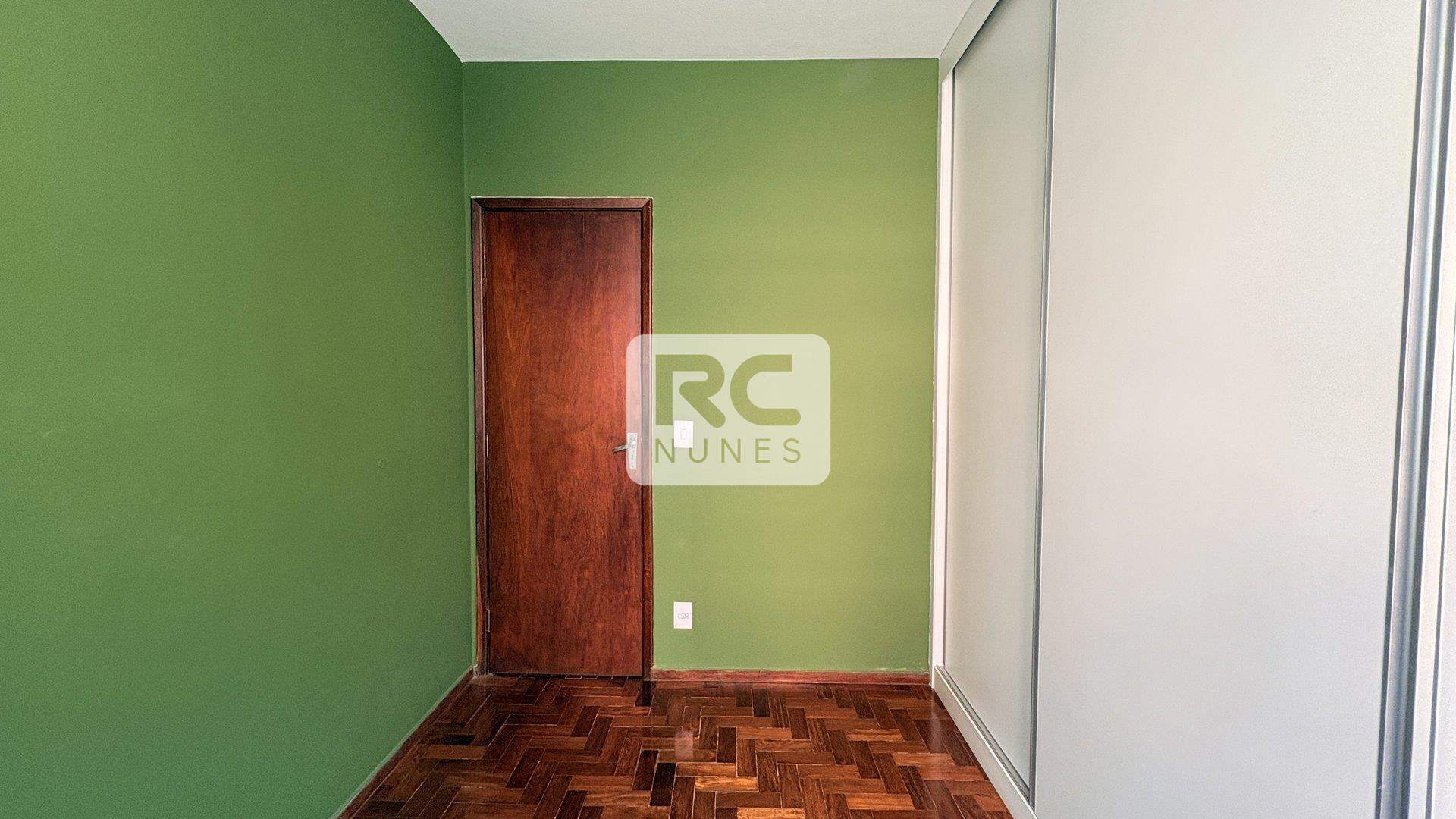 Apartamento à venda no Cruzeiro: 