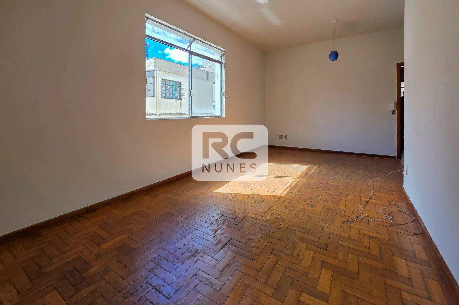 Apartamento à venda no Gutierrez: 