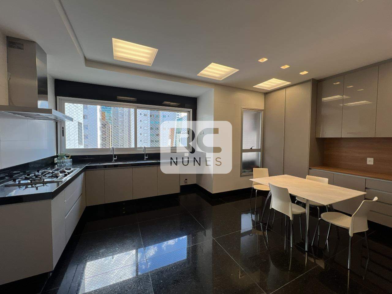 Apartamento à venda no Savassi: 