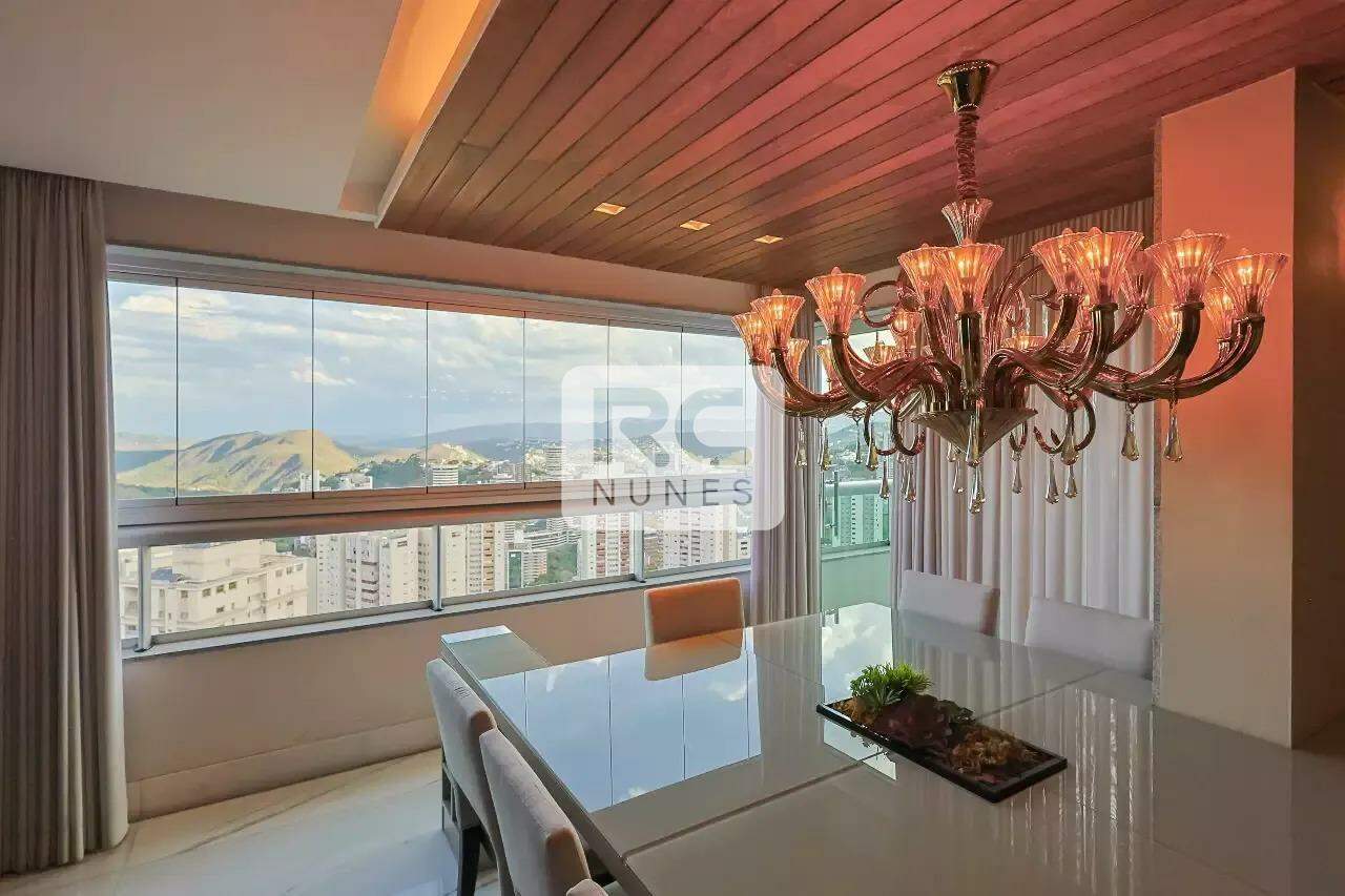 Apartamento à venda no Vila da Serra: 