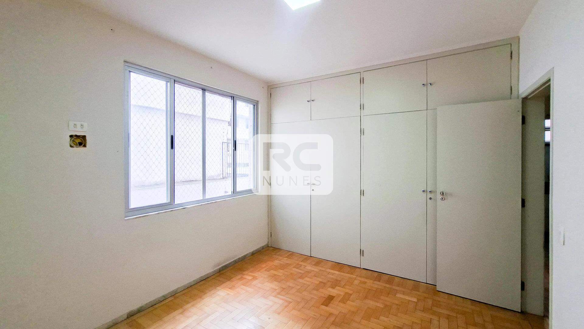 Apartamento à venda no Funcionários: 