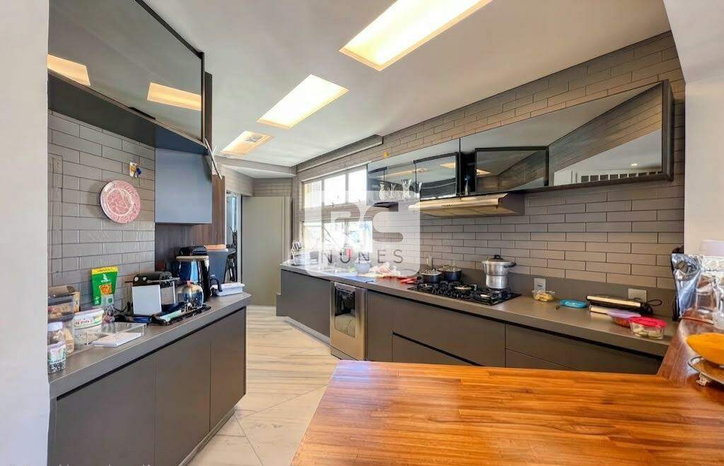 Apartamento à venda no Cruzeiro: 