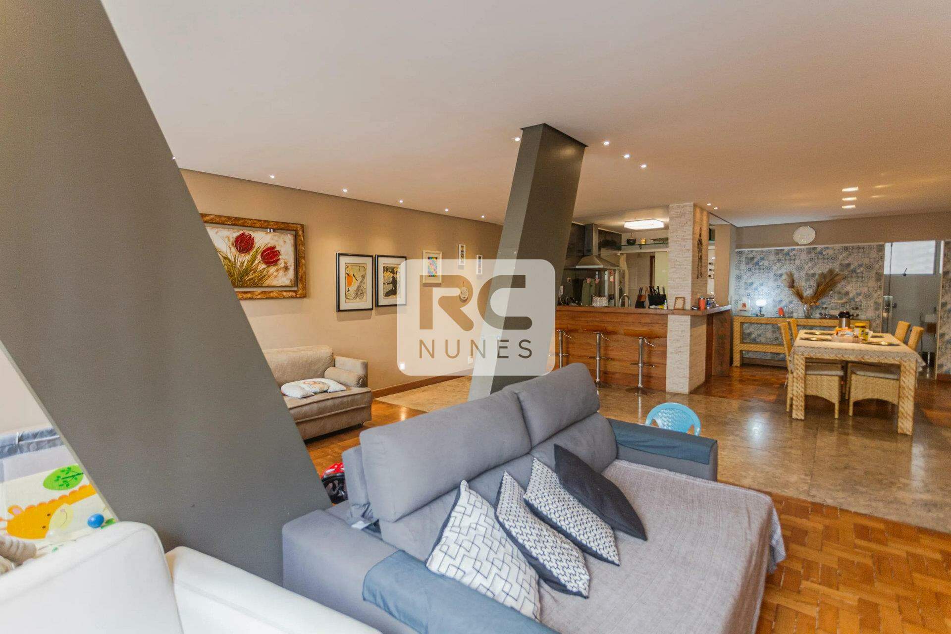 Apartamento à venda no Lourdes: 