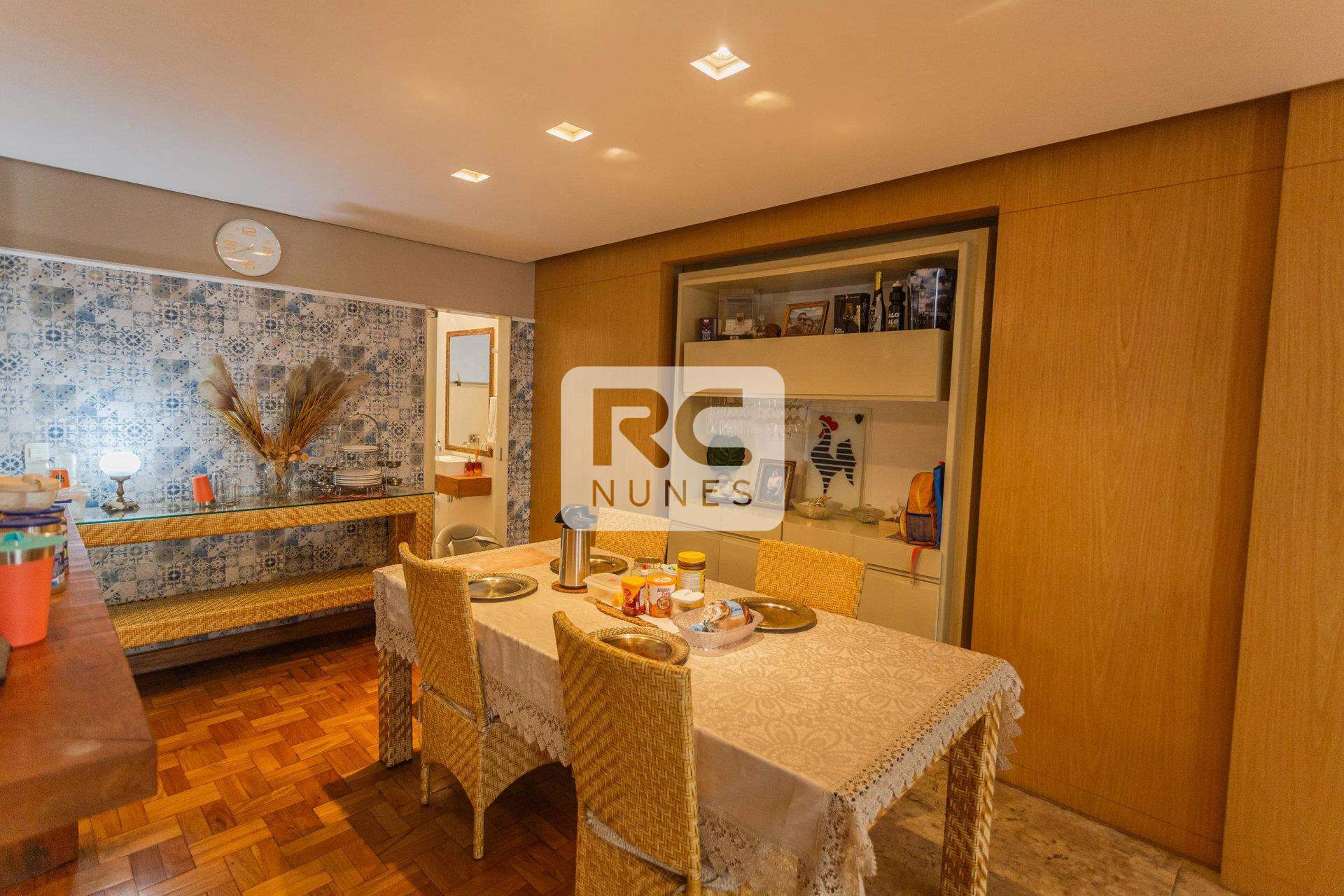 Apartamento à venda no Lourdes: 