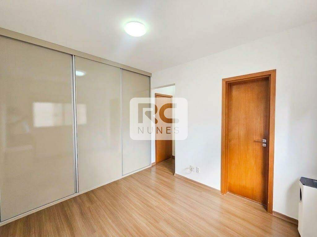 Apartamento à venda no Vila da Serra: 
