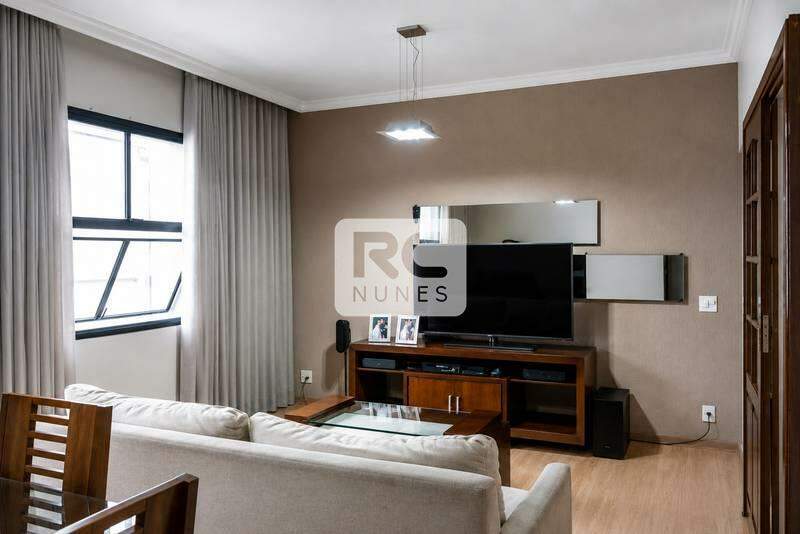 Apartamento à venda no Coração de Jesus: 