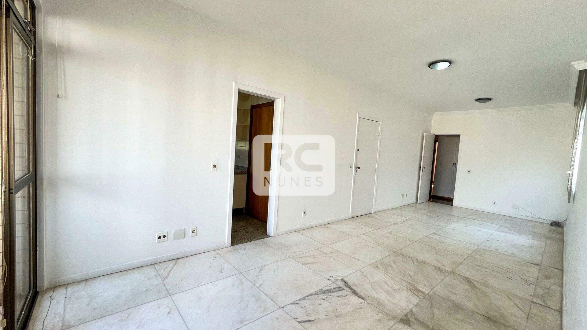 Apartamento à venda no Coração de Jesus: 