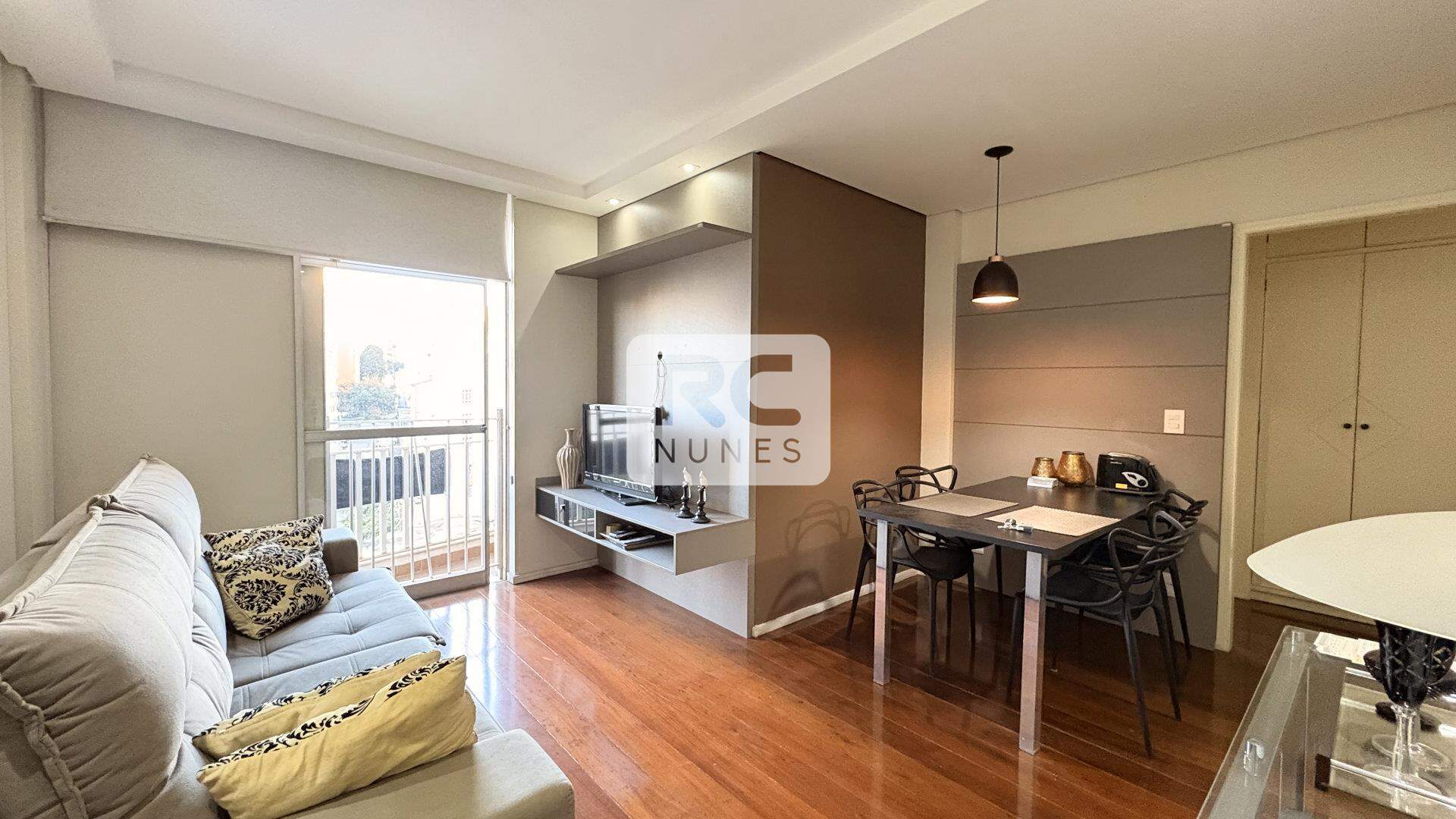 Apartamento à venda no Coração de Jesus: 