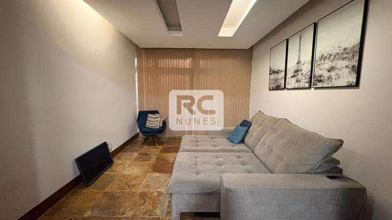 Apartamento à venda no Coração de Jesus: 