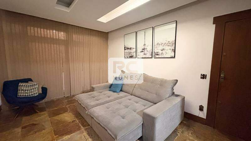 Apartamento à venda no Coração de Jesus: 
