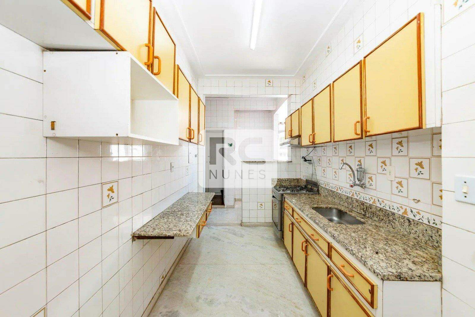 Apartamento à venda no Coração de Jesus: 