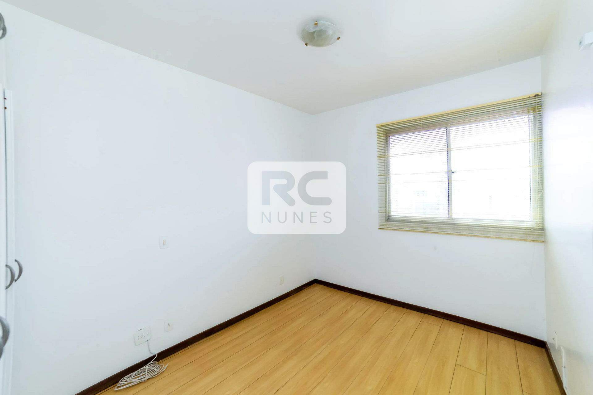 Apartamento à venda no Lourdes: 