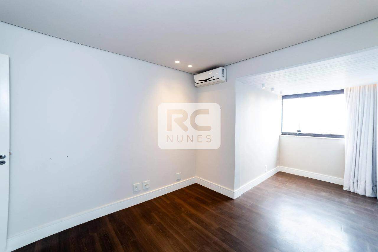 Apartamento à venda no Vila da Serra: 