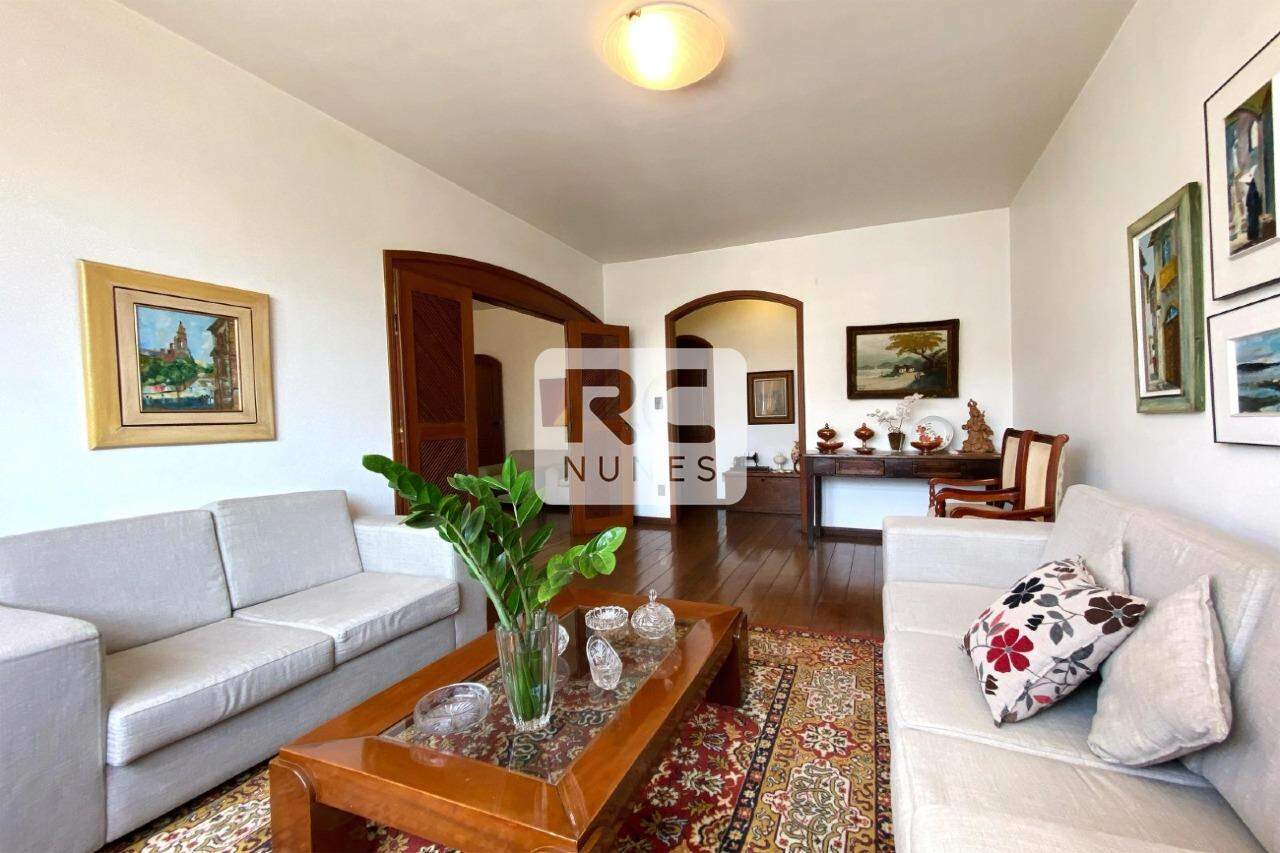 Apartamento à venda no Lourdes: 