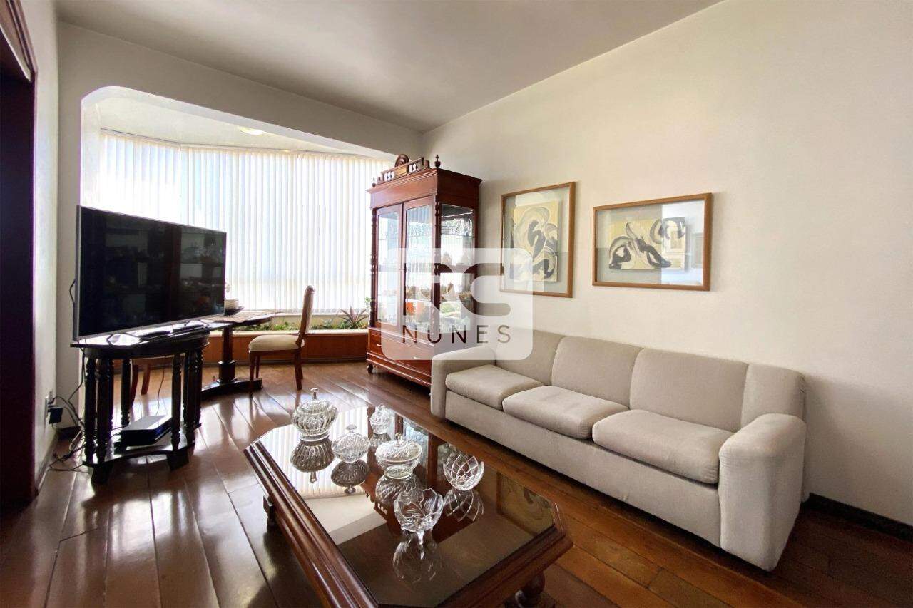 Apartamento à venda no Lourdes: 