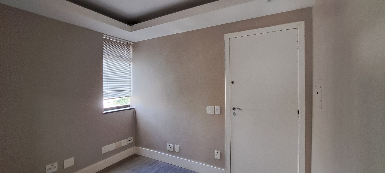 Sala para aluguel no Santo Agostinho: 