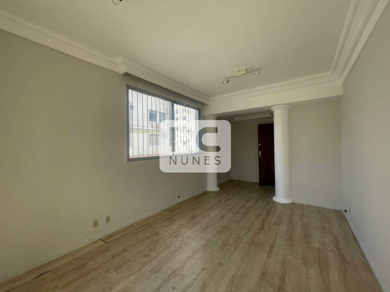 Sala para aluguel no Sion: 