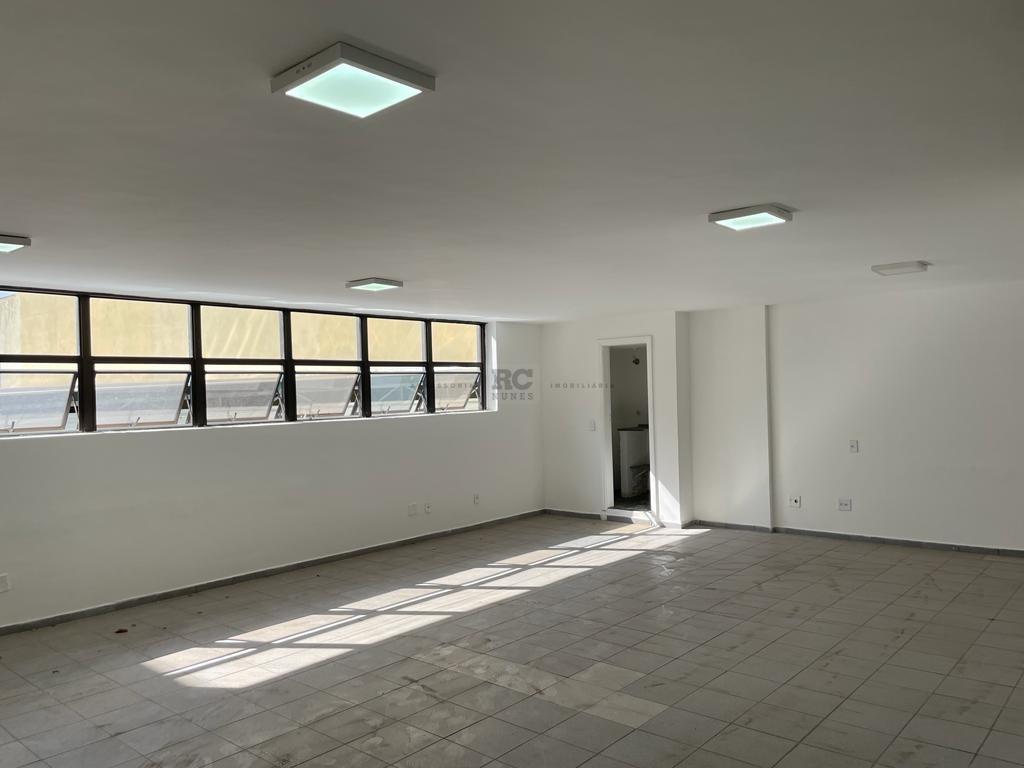 Loja para aluguel no Lourdes: 