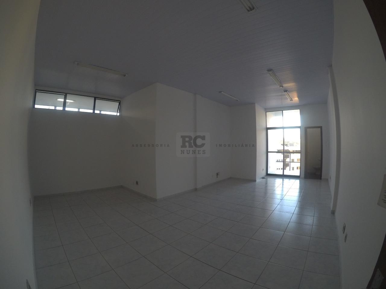 Sala para aluguel no Santa Lúcia: 