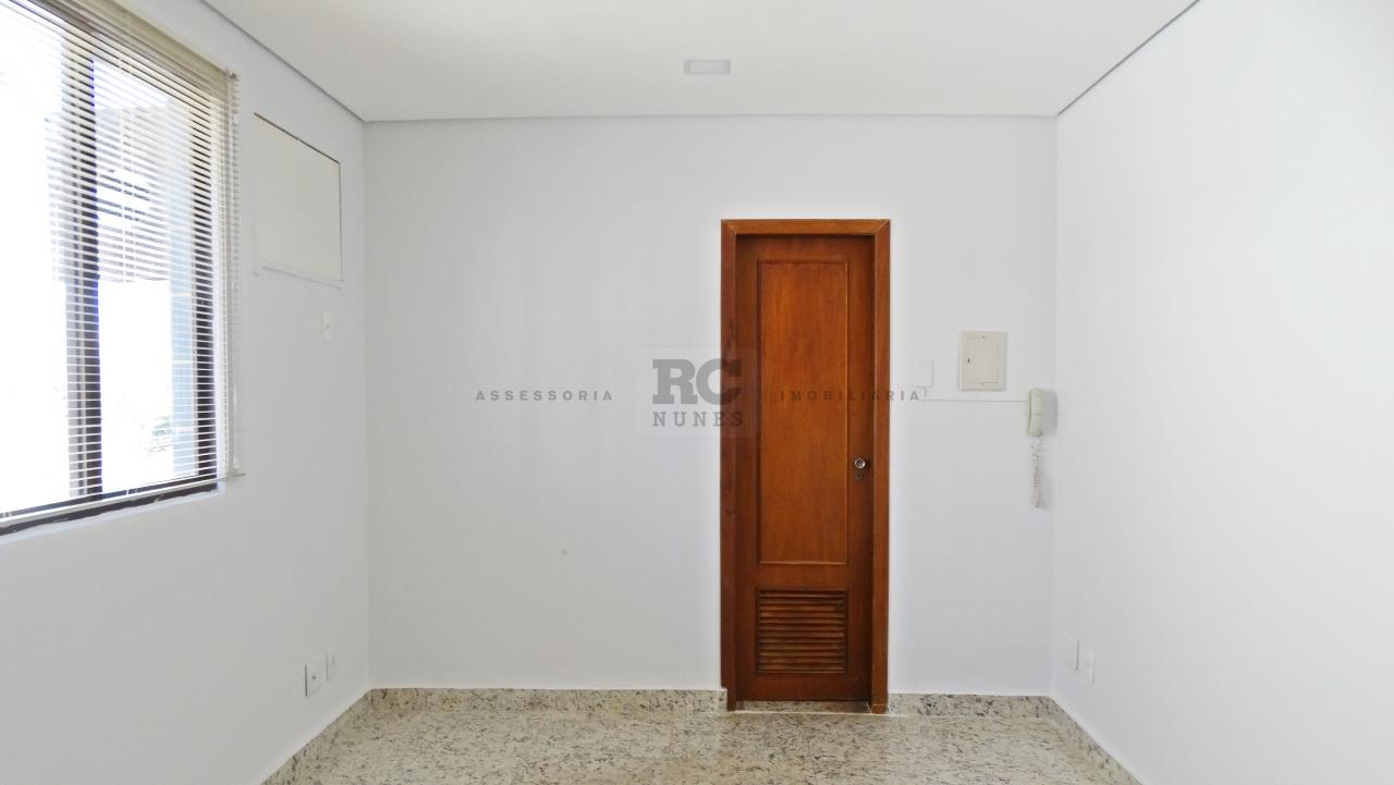 Sala para aluguel no Santo Agostinho: 
